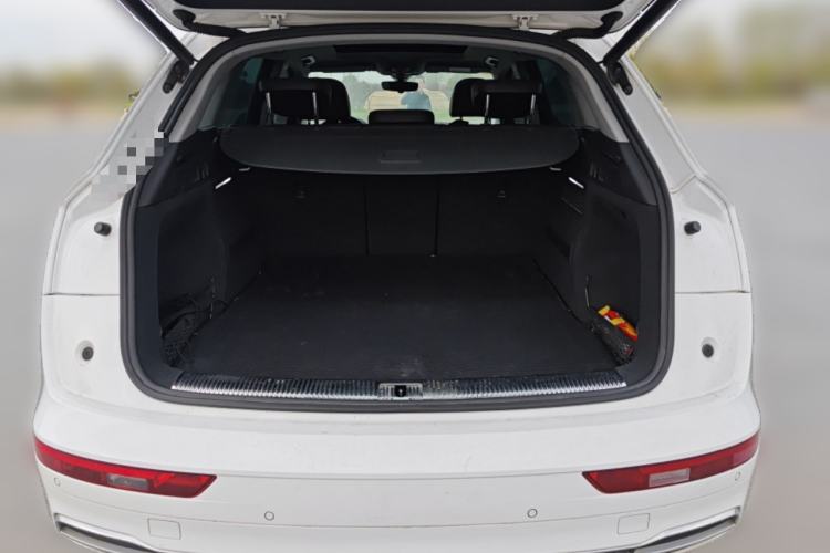 Used Audi Q5L 2018 45 TFSI Prestige Fashion Edition China V Emission Standard Trunk
