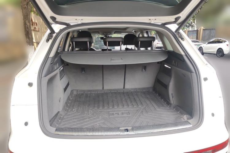 Used Audi Q5L 2018 45 TFSI Prestige Elegant Edition China VI Trunk