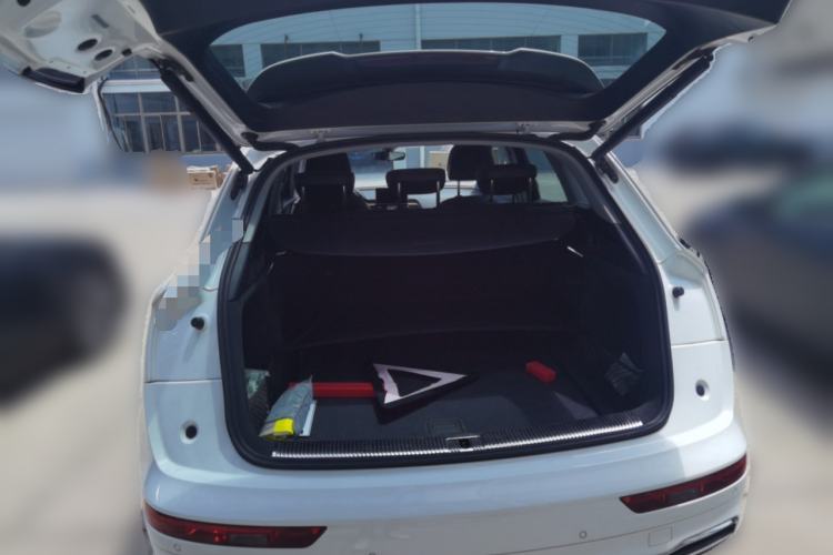 Used Audi Q5L 2018 40 TFSI Prestige Fashion Edition China VI Trunk