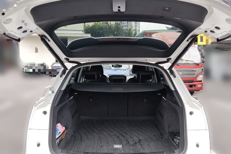 Used Audi Q5L 2018 40 TFSI Prestige Fashion Edition China VI Trunk