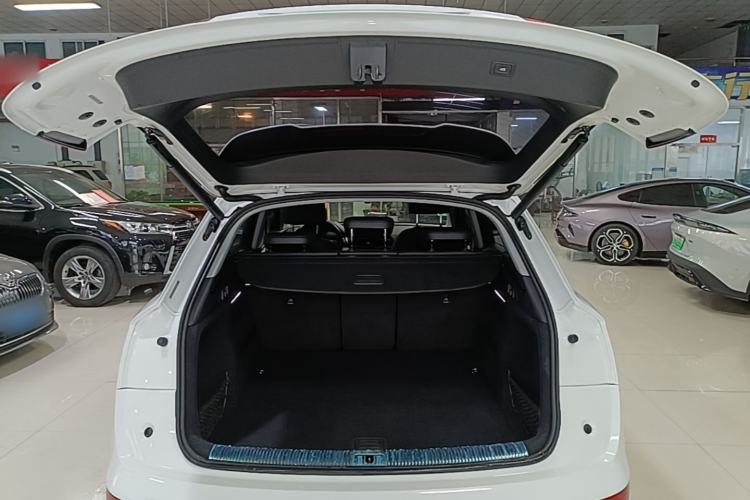 Used Audi Q5L 2018 40 TFSI Prestige Fashion Edition China V Trunk