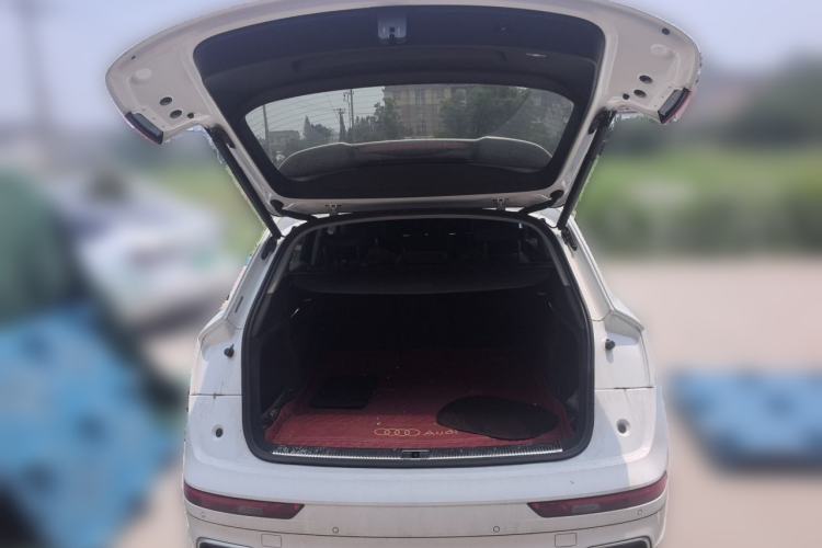 Used Audi Q5L 2018 45 TFSI Prestige Fashion Edition China V Emission Standard Trunk