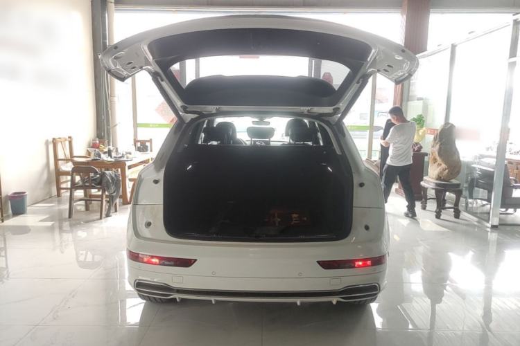 Used Audi Q5L 2018 45 TFSI Prestige Fashion Edition China V Emission Standard Trunk