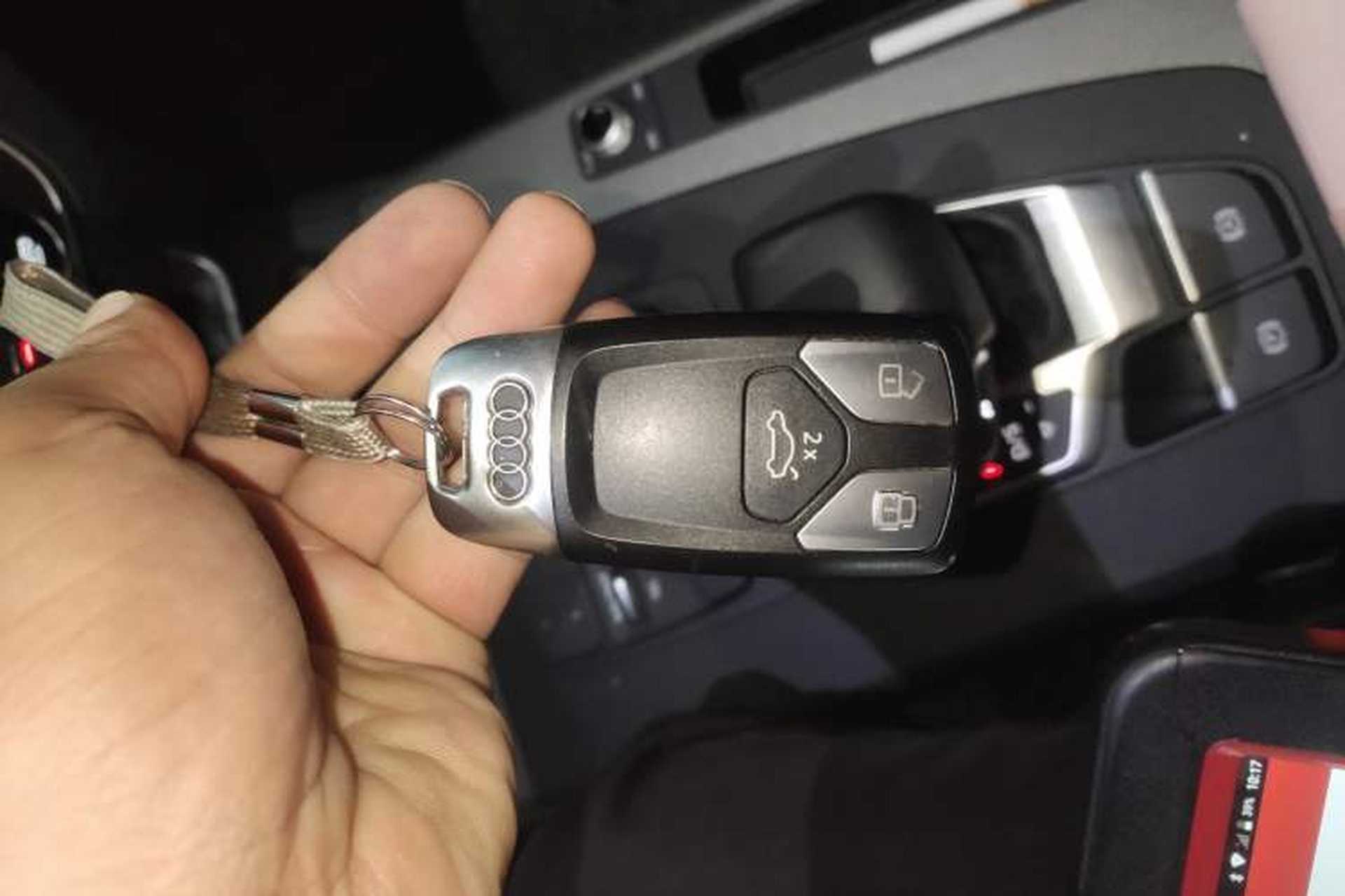 Used Audi Q5L 2018 40 TFSI Prestige Edition China V Vehicle Key