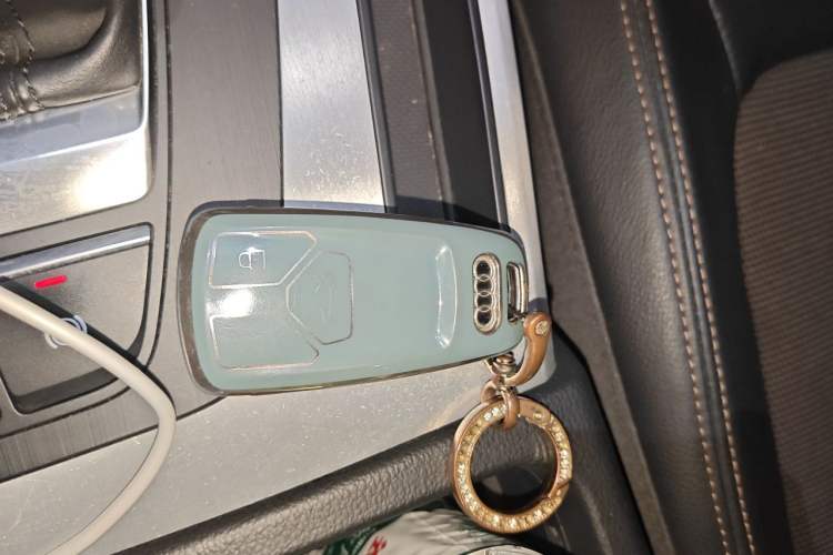 Used Audi Q5L 2018 40 TFSI Prestige Fashion Edition China V Vehicle Key
