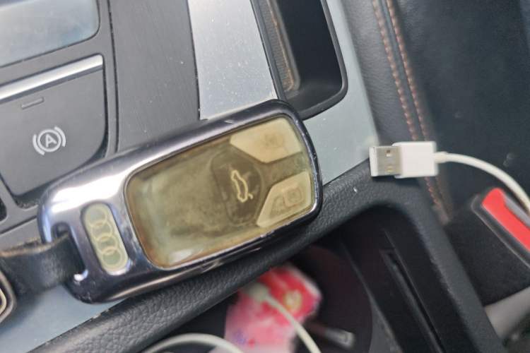 Used Audi Q5L 2018 40 TFSI Prestige Fashion Edition China V Vehicle Key