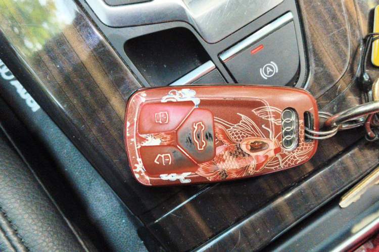 Used Audi Q5L 2018 40 TFSI Prestige Edition China V Vehicle Key