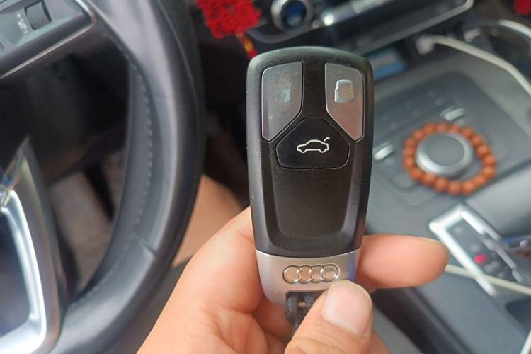 Used Audi Q5L 2018 40 TFSI Prestige Edition China V Vehicle Key