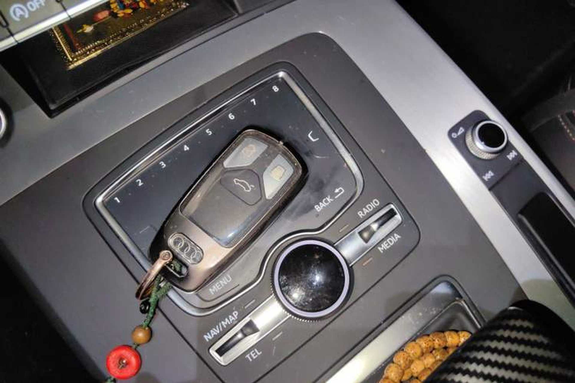 Used Audi Q5L 2018 40 TFSI Prestige Fashion Edition China V Vehicle Key
