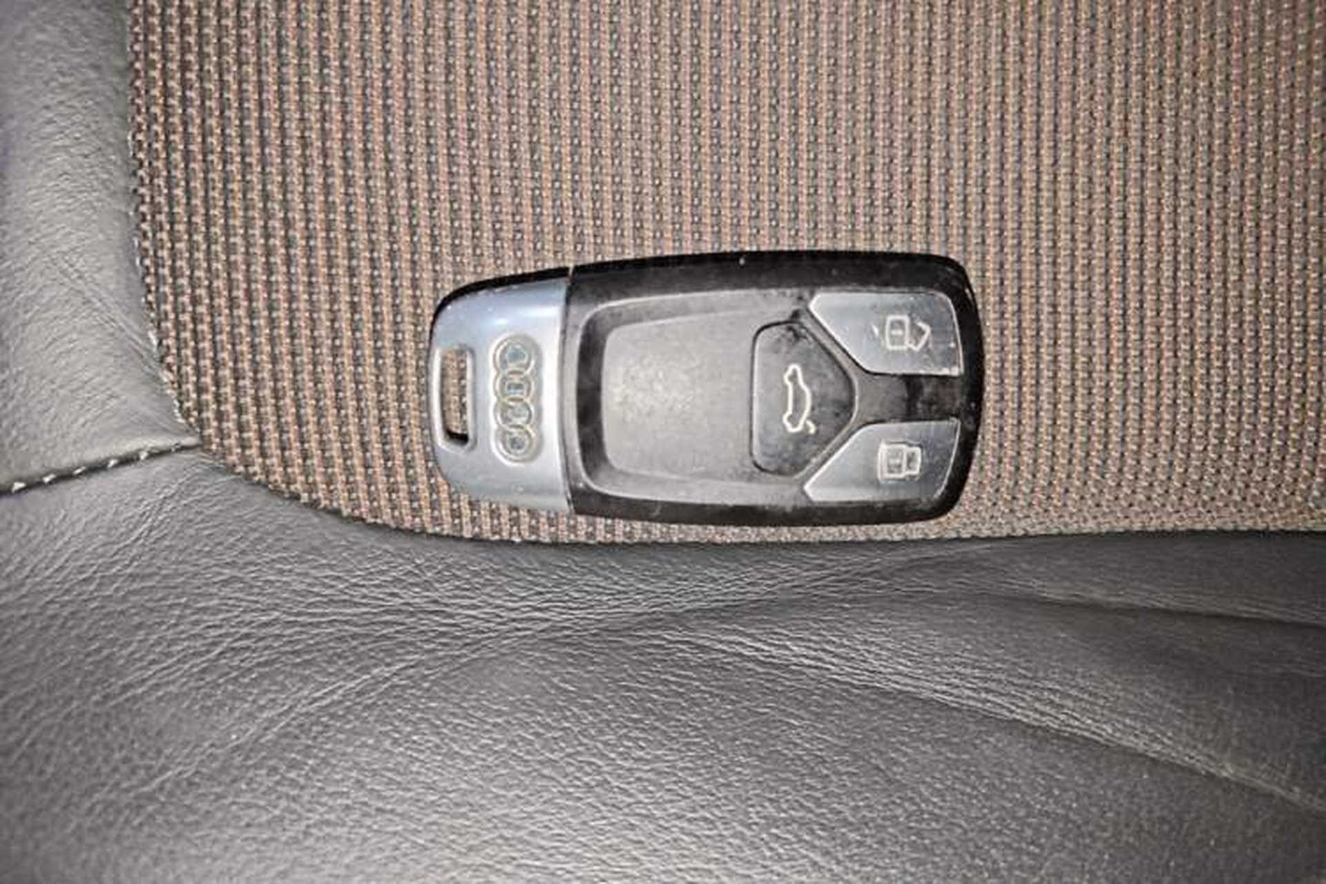 Used Audi Q5L 2018 40 TFSI Prestige Fashion Edition China V Vehicle Key