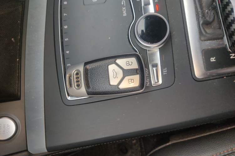 Used Audi Q5L 2018 40 TFSI Prestige Fashion Edition China V Vehicle Key