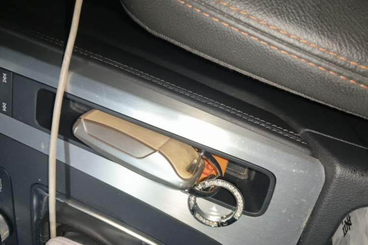 Used Audi Q5L 2018 40 TFSI Prestige Fashion Edition China VI Vehicle Key