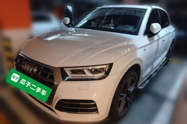 Ojetý Audi Q5L 2018 40 TFSI Prestige Fashion Edition China VI