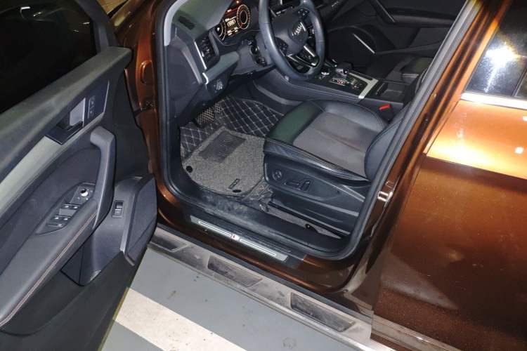 Used Audi Q5L 2018 40 TFSI Prestige Fashion Edition China V Driver Seat