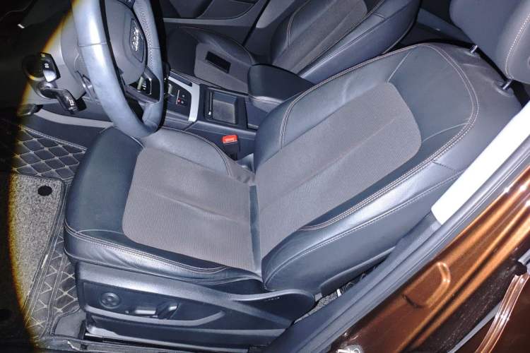 Used Audi Q5L 2018 40 TFSI Prestige Fashion Edition China V Left Front Seat