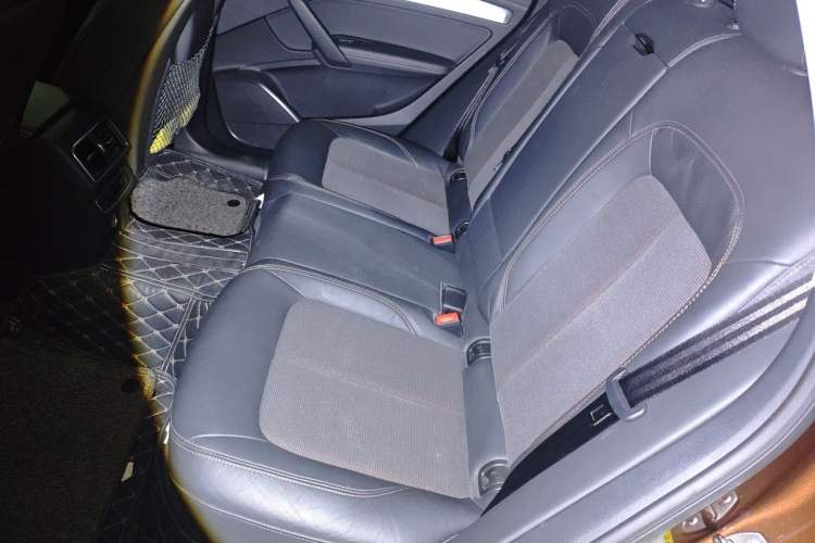 Used Audi Q5L 2018 40 TFSI Prestige Fashion Edition China V Left Rear Seat
