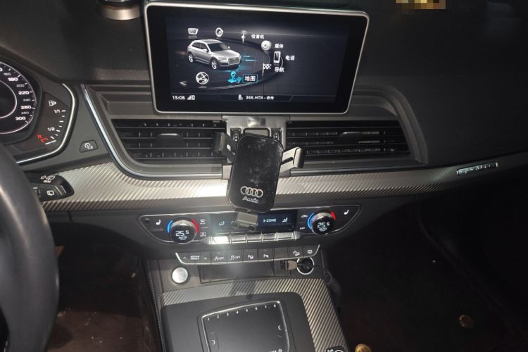 Used Audi Q5L 2020 45 TFSI Prestige Fashion Model Audio And AC Panel