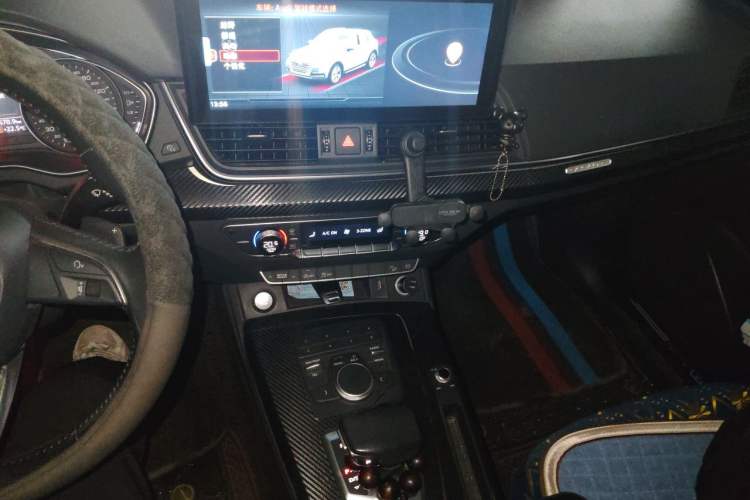 Used Audi Q5L 2020 Revised 40 TFSI Prestige Edition Audio And AC Panel