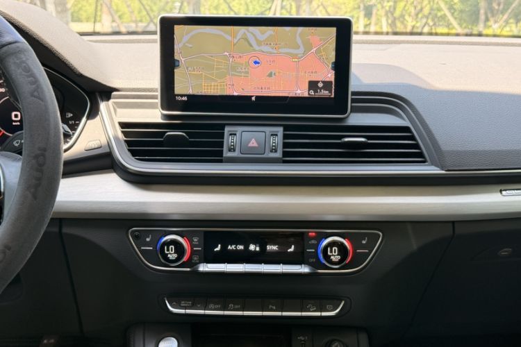 Used Audi Q5L 2020 Updated 40 TFSI Prestige Fashion Edition Audio And AC Panel