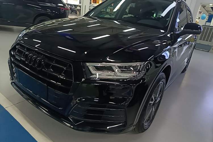 Used Audi Q5L 2020 Updated 40 TFSI Prestige Fashion Edition Guazi used car, China used car export, Used car for sale, Used  cars, Cheapest cars for sale