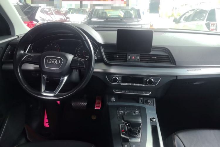 Used Audi Q5L 2020 40 TFSI Prestige Edition Center Console