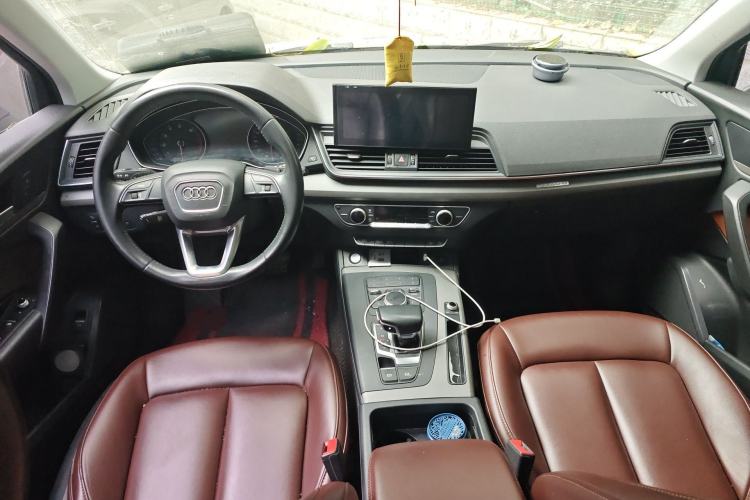 Used Audi Q5L 2020 40 TFSI Prestige Edition Center Console