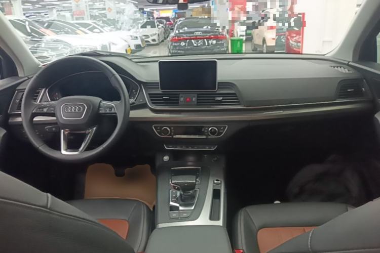 Used Audi Q5L 2020 45 TFSI Prestige Fashion Model Center Console