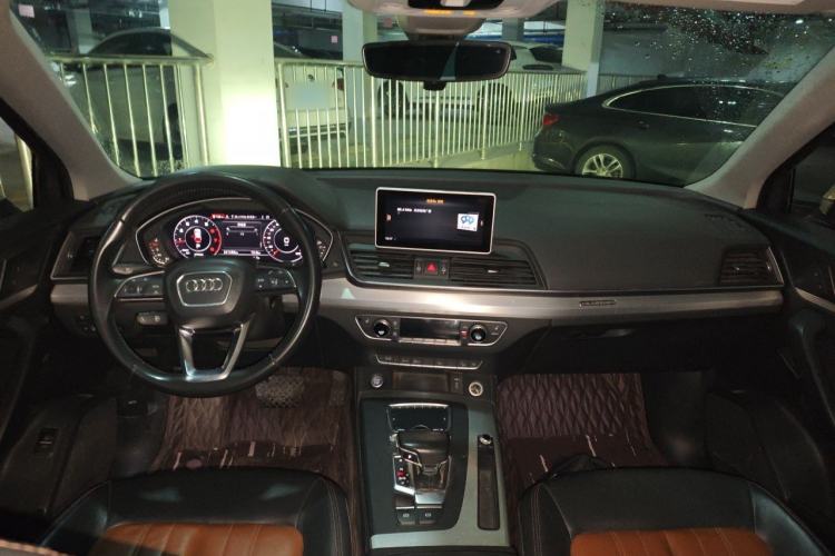 Used Audi Q5L 2020 40 TFSI Prestige Fashion Edition Center Console