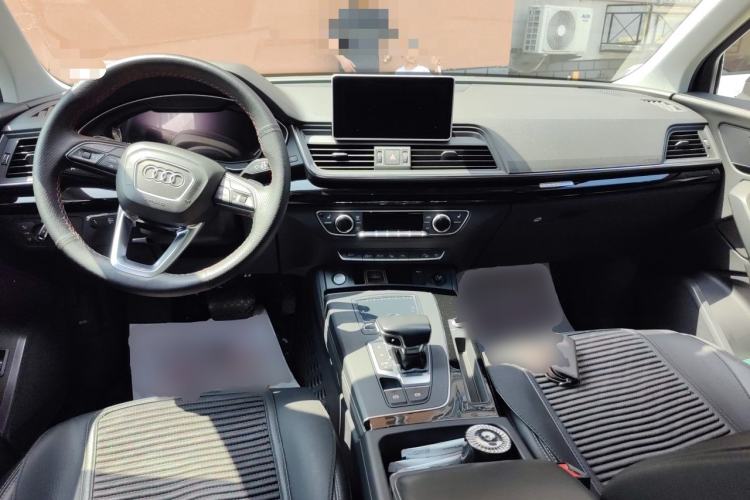 Used Audi Q5L 2020 45 TFSI Prestige Fashion Model Center Console