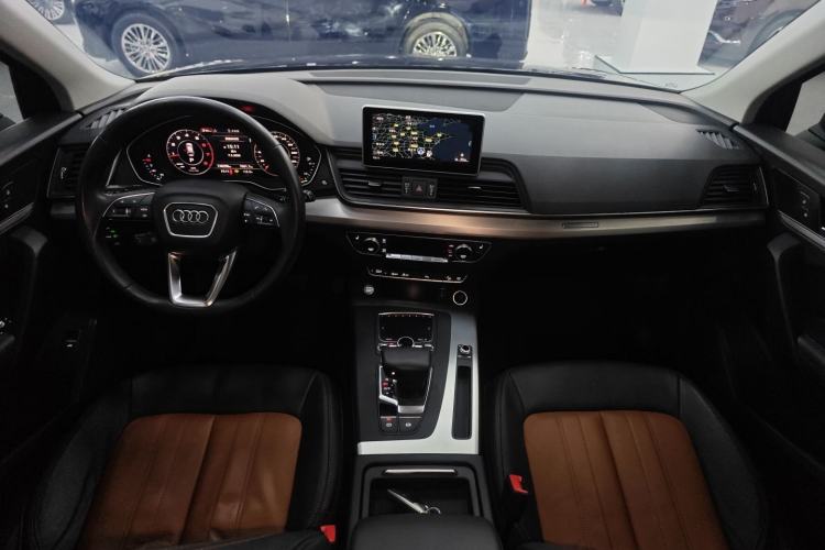 Used Audi Q5L 2020 40 TFSI Prestige Fashion Edition Center Console