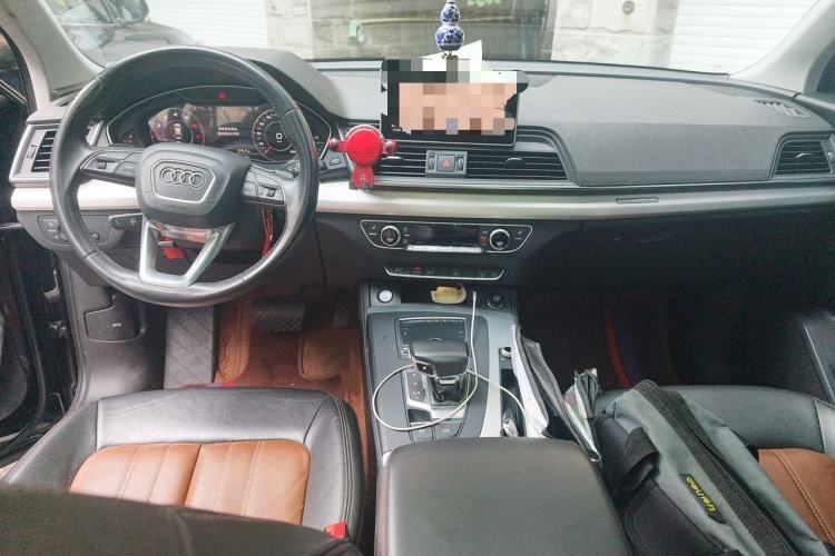 Used Audi Q5L 2020 40 TFSI Prestige Fashion Edition Center Console