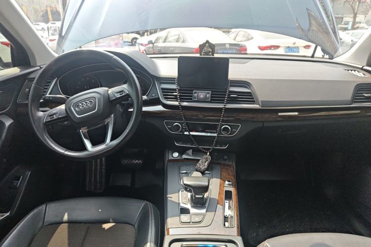 Used Audi Q5L 2020 40 TFSI Prestige Edition Center Console