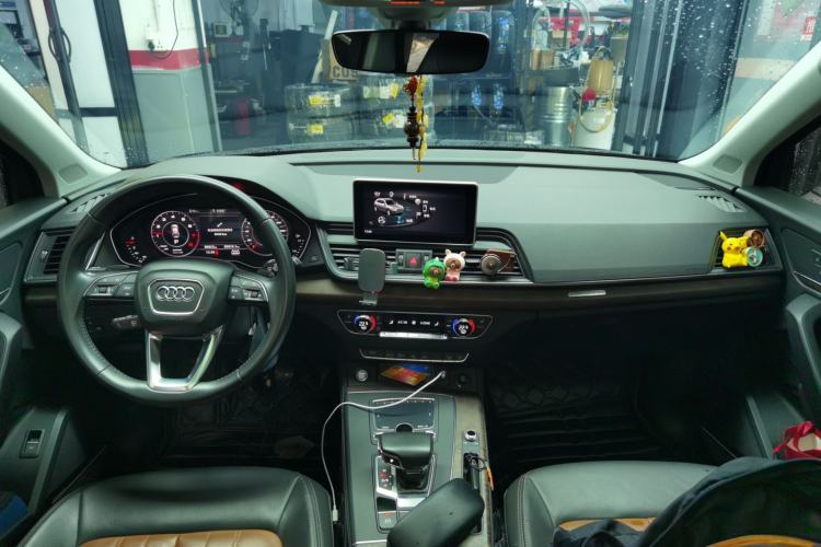 Used Audi Q5L 2020 45 TFSI Prestige Elegant Edition Center Console