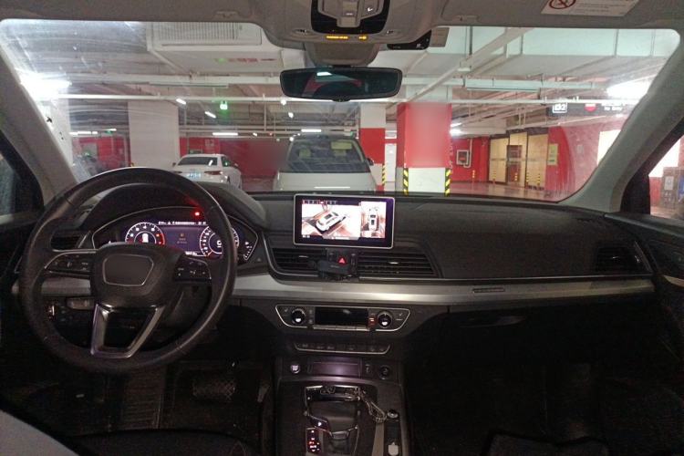 Used Audi Q5L 2020 40 TFSI Prestige Fashion Edition Center Console