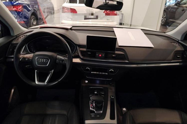 Used Audi Q5L 2020 45 TFSI Prestige Fashion Model Center Console