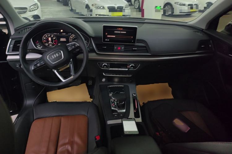 Used Audi Q5L 2020 45 TFSI Prestige Fashion Model Center Console
