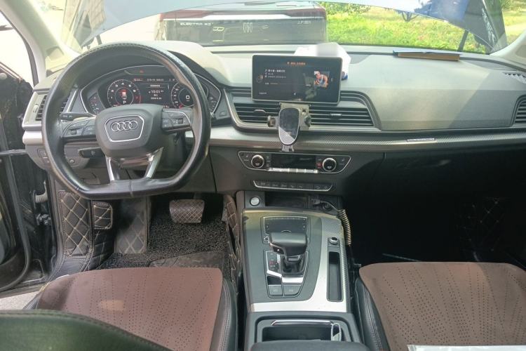 Used Audi Q5L 2020 45 TFSI Prestige Sport Edition Center Console