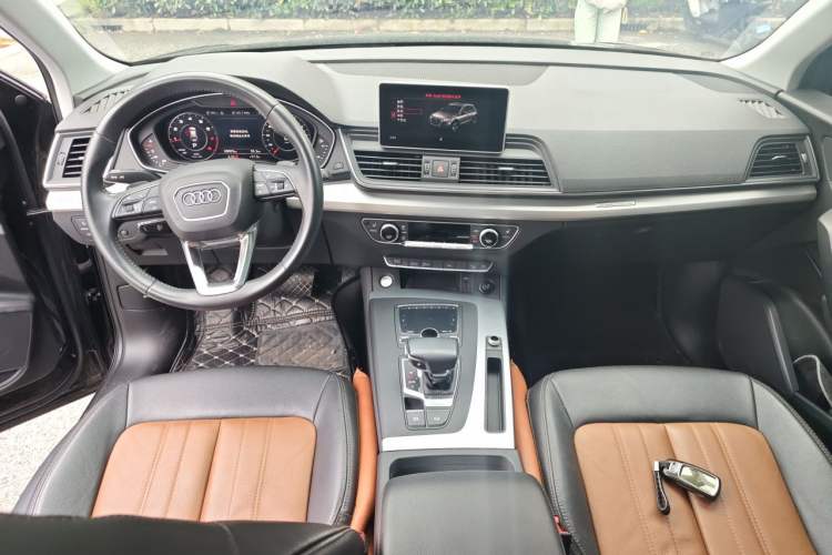 Used Audi Q5L 2020 40 TFSI Prestige Fashion Edition Center Console