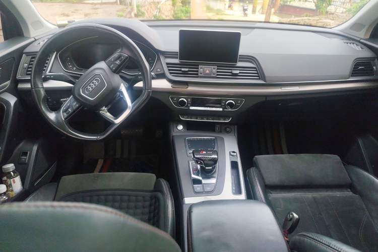 Used Audi Q5L 2020 45 TFSI Prestige Sport Edition Center Console