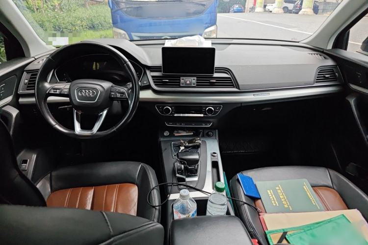Used Audi Q5L 2020 40 TFSI Prestige Fashion Edition Center Console