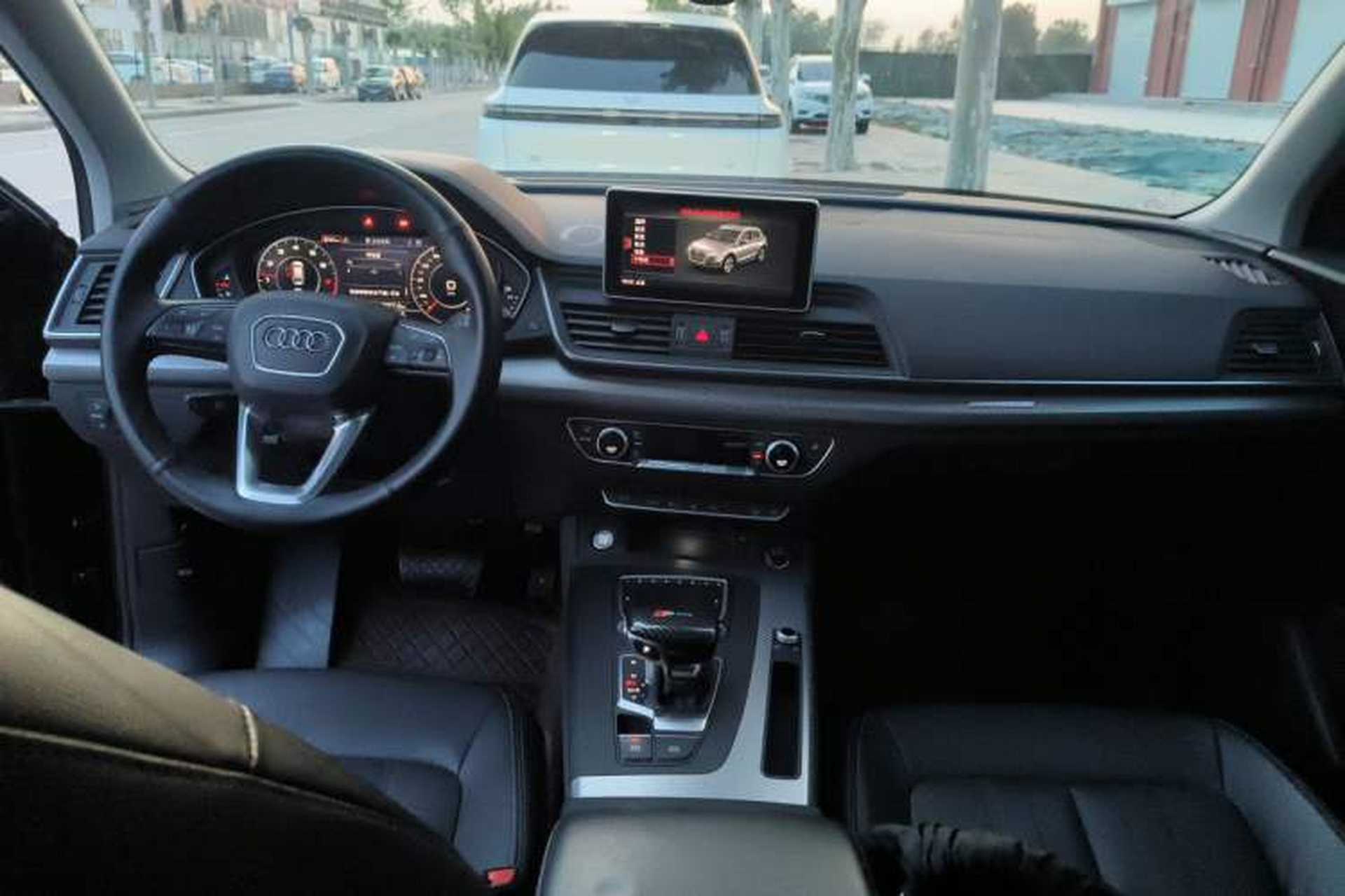 Used Audi Q5L 2020 45 TFSI Prestige Fashion Model Center Console