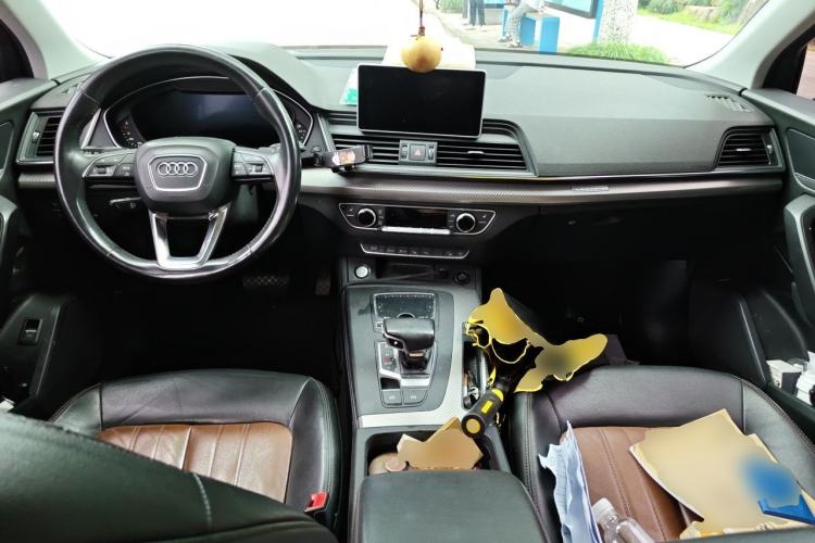 Used Audi Q5L 2020 45 TFSI Prestige Fashion Model Center Console