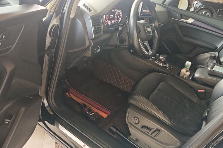 Used Audi Q5L 2020 Updated 40 TFSI Prestige Fashion Edition Driver Seat