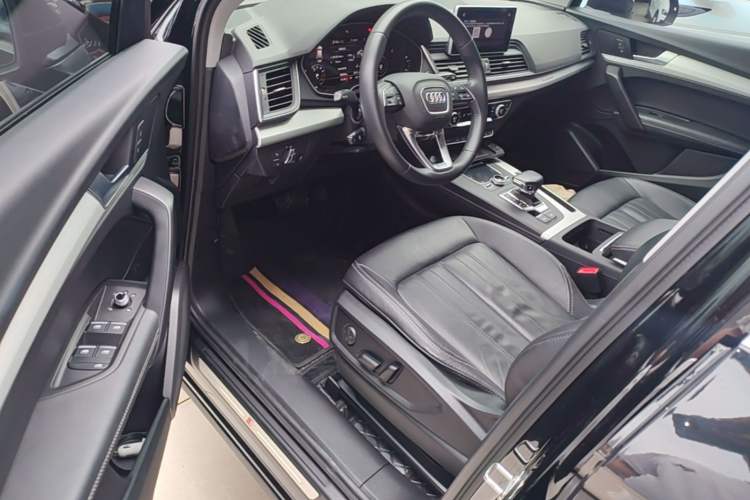 Used Audi Q5L 2020 Updated 40 TFSI Prestige Fashion Edition Driver Seat