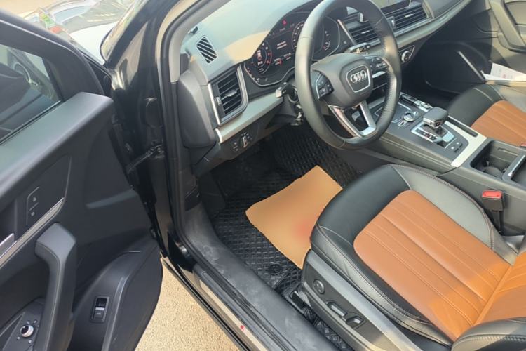Used Audi Q5L 2020 Updated 40 TFSI Prestige Fashion Edition Driver Seat