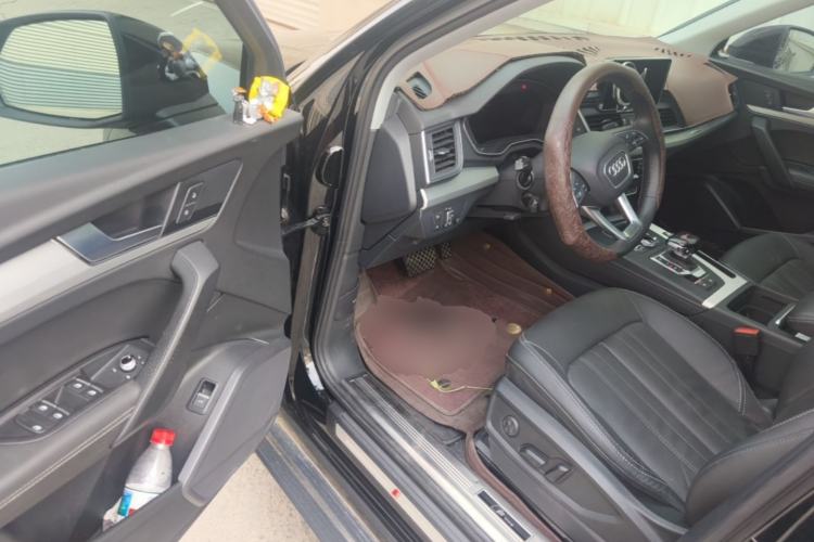 Used Audi Q5L 2020 Updated 40 TFSI Prestige Fashion Edition Driver Seat