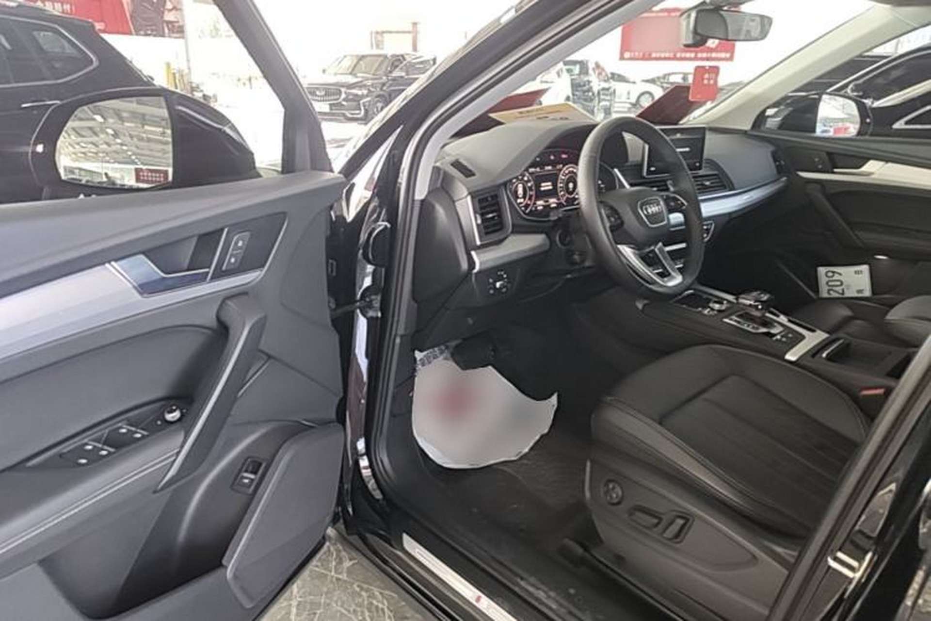 Used Audi Q5L 2020 Updated 40 TFSI Prestige Fashion Edition Driver Seat