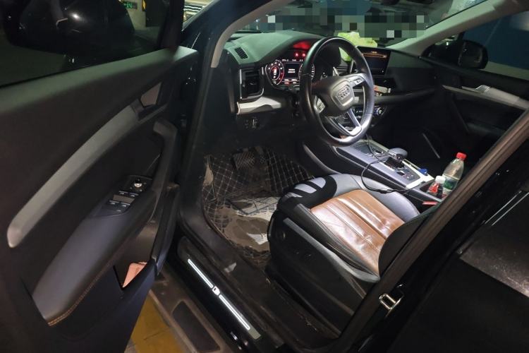 Used Audi Q5L 2020 Updated 40 TFSI Prestige Fashion Edition Driver Seat