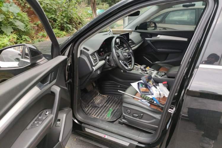 Used Audi Q5L 2020 Updated 40 TFSI Prestige Fashion Edition Driver Seat
