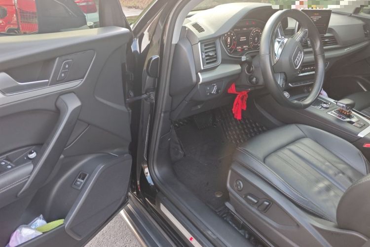 Used Audi Q5L 2020 Updated 40 TFSI Prestige Fashion Edition Driver Seat